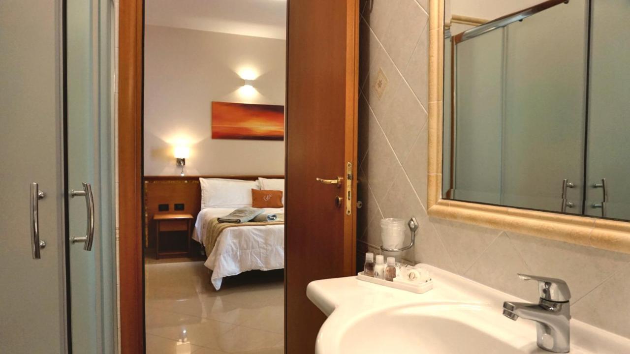 โฮเต็ล เรสซิเดนซ์ ปิกโกโล Aparthotel ปาร์เกลียา ภายนอก รูปภาพ