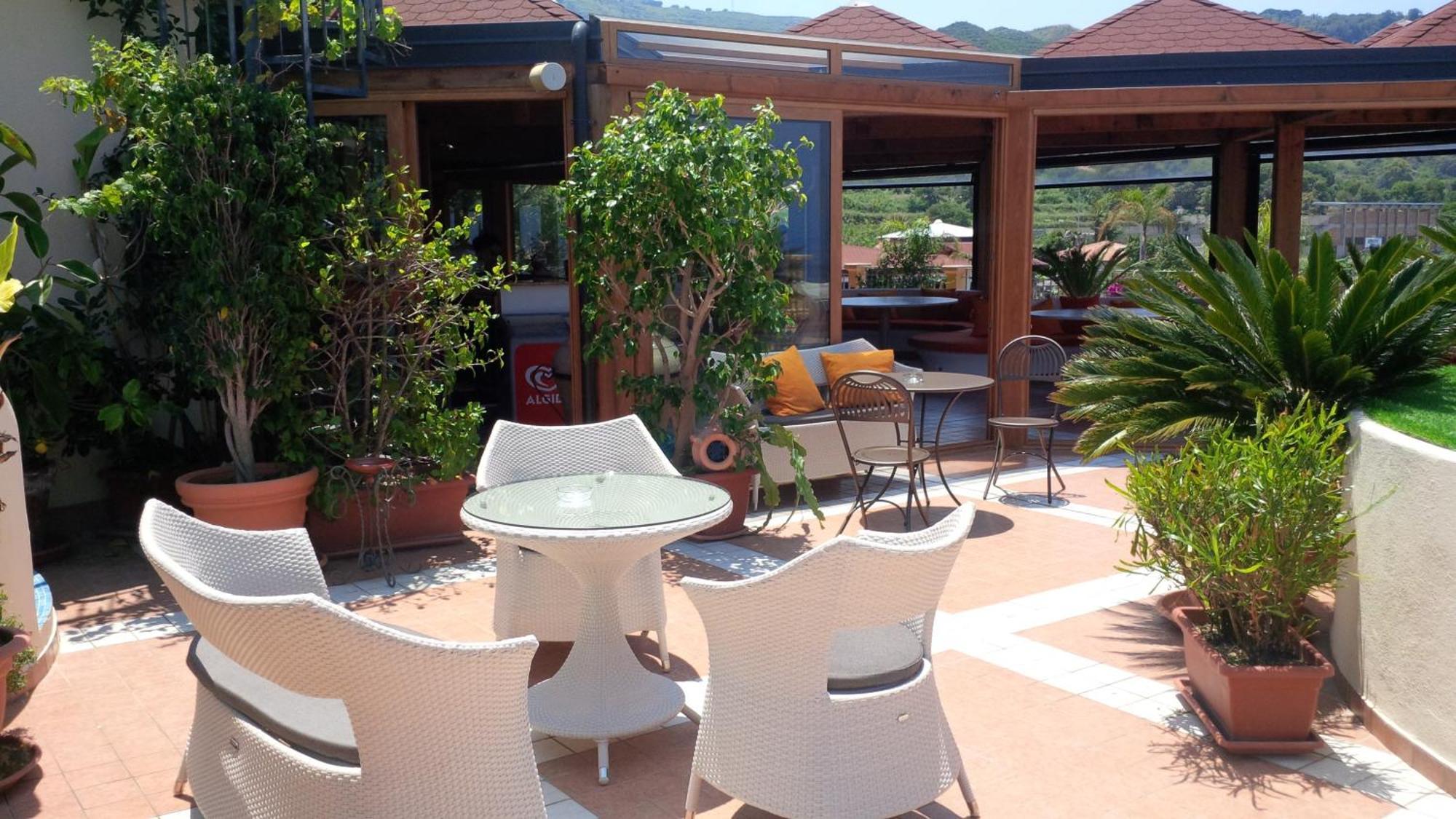 โฮเต็ล เรสซิเดนซ์ ปิกโกโล Aparthotel ปาร์เกลียา ภายนอก รูปภาพ
