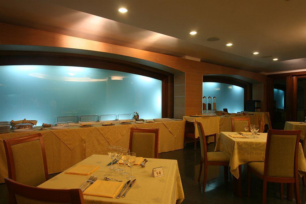 โฮเต็ล เรสซิเดนซ์ ปิกโกโล Aparthotel ปาร์เกลียา ภายนอก รูปภาพ